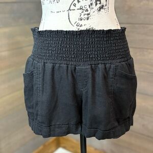 Old Navy Maternity High Waist Black Cotton Shorts Size Small